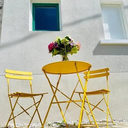 Poetique Entre Vignes, Loire Et Moulin